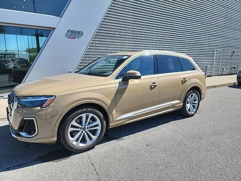 Used 2025 Audi Q7 3.0T Prestige AWD/4WD image 2