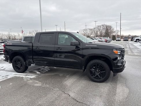 New 2025 Chevrolet Silverado 1500 Custom image 4