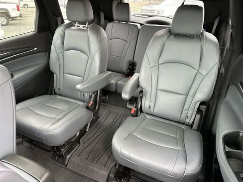 Used 2023 Buick Enclave Essence w/ Sport Touring Edition image 26