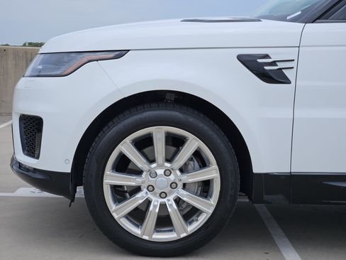 Used 2020 Land Rover Range Rover Sport HSE AWD/4WD image 13