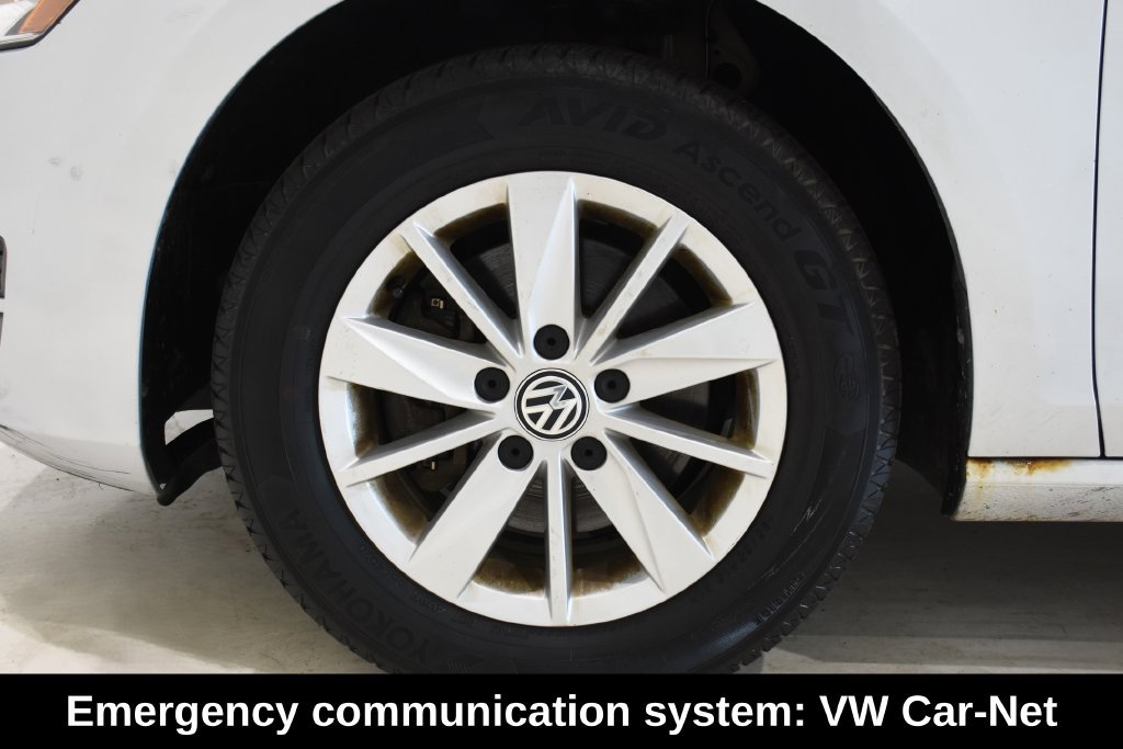 Used 2017 Volkswagen Golf S FWD image 8
