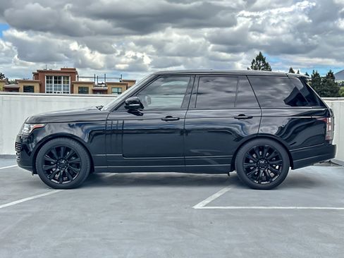 Used 2015 Land Rover Range Rover Supercharged AWD/4WD image 2