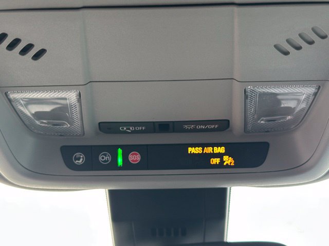 Used 2024 GMC Terrain SLE AWD/4WD image 35