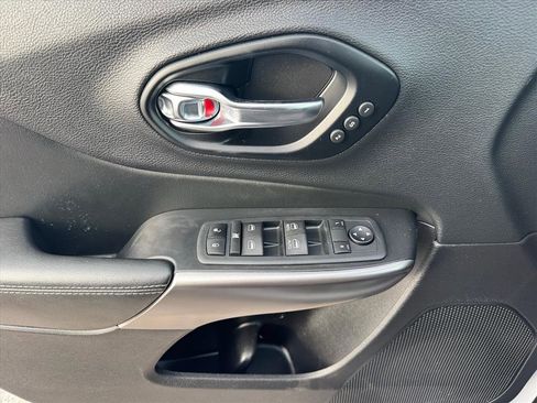 Used 2021 Jeep Cherokee Limited w/ Elite Package image 23