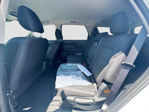 New 2026 Nissan Pathfinder SV FWD image 25