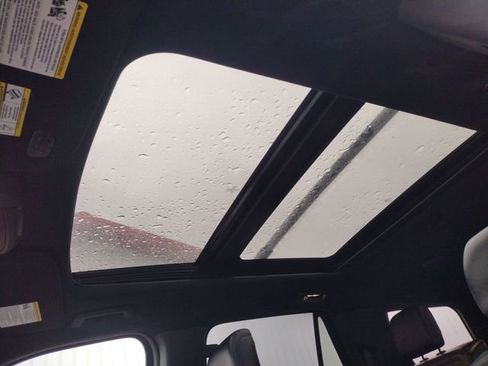 Used 2019 Ford Expedition Limited w/ Equipment Group 302A image 24