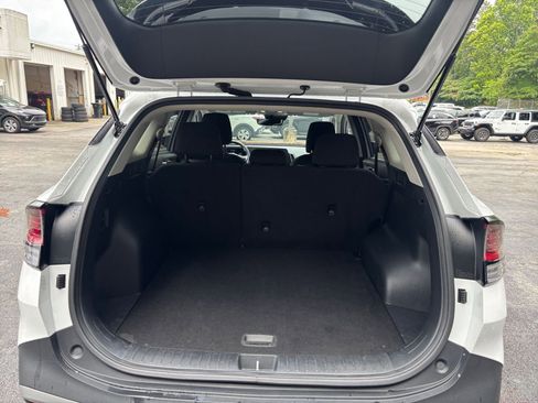 Used 2025 Kia Sportage LX FWD image 31