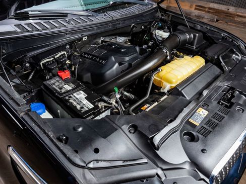 Used 2019 Lincoln Navigator Reserve w/ Cargo Package image 36