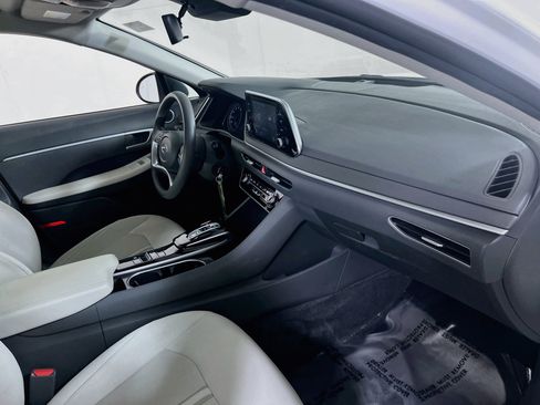 Used 2023 Hyundai Sonata SE FWD image 26