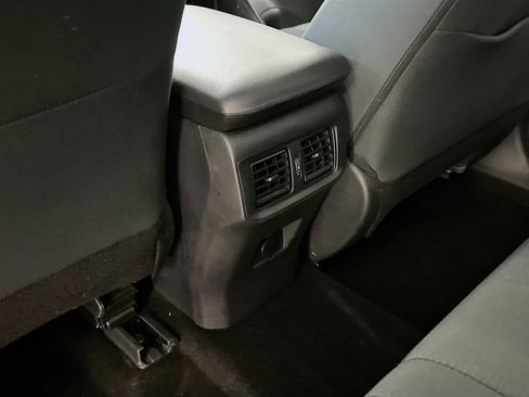 Used 2024 Toyota RAV4 LE image 28