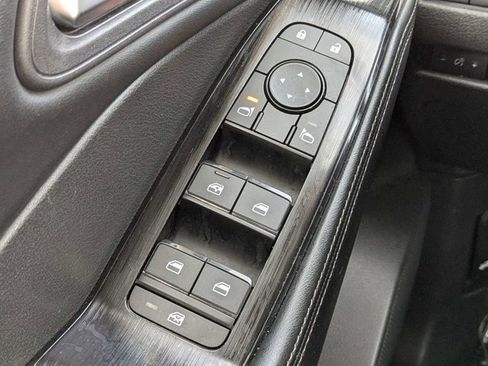 Certified 2024 Nissan Rogue SV image 23