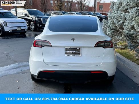 Used 2022 Tesla Model Y Long Range image 7