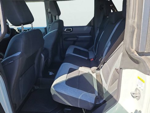 Used 2022 Ford Bronco Big Bend w/ Sasquatch Package AWD/4WD image 33