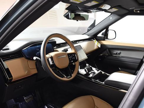 New 2026 Land Rover Range Rover Sport Dynamic SE AWD/4WD image 12