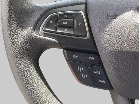 Used 2017 Ford Escape SE FWD image 22