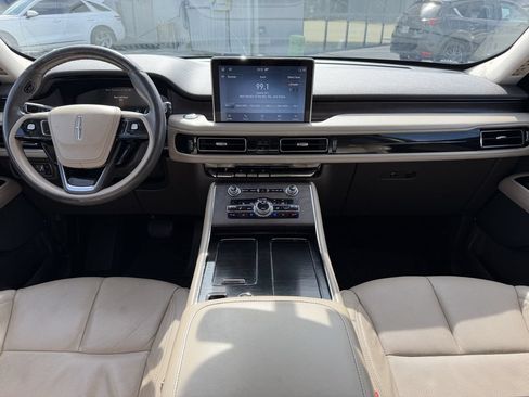 Used 2020 Lincoln Aviator Reserve w/ Elements Package Plus RWD image 25