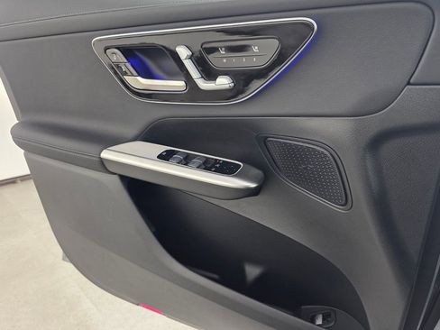 New 2026 Mercedes-Benz GLC 300 image 14