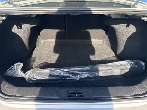 Used 2021 Nissan Sentra SR w/ SR Premium Package image 45