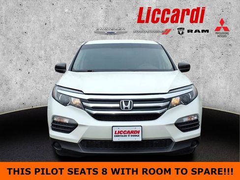 Used 2018 Honda Pilot LX image 2