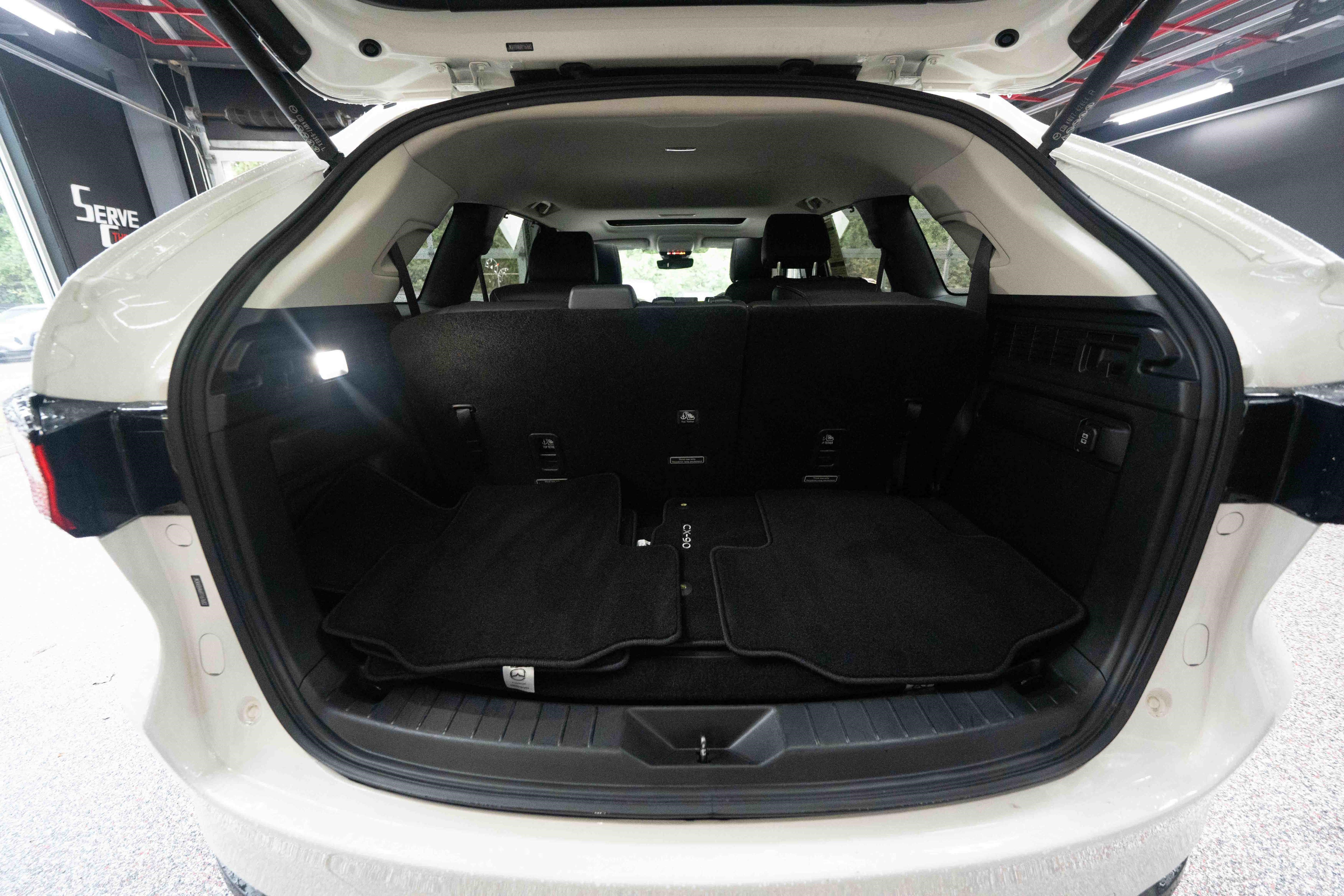 Used 2024 MAZDA CX-90 Plug-In Hybrid w/ Preferred AWD/4WD image 28