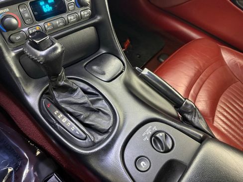 Used 1997 Chevrolet Corvette Coupe w/ Roof Pkg RWD image 23