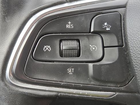 Used 2024 Buick Encore GX Preferred FWD image 11