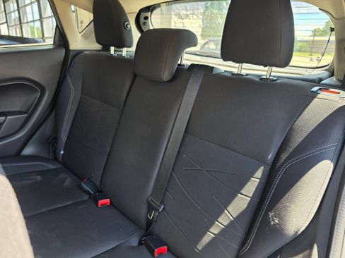 Used 2015 Ford Fiesta SE FWD image 7