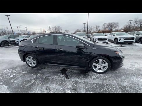 Used 2019 Chevrolet Volt LT w/ Comfort Package image 9