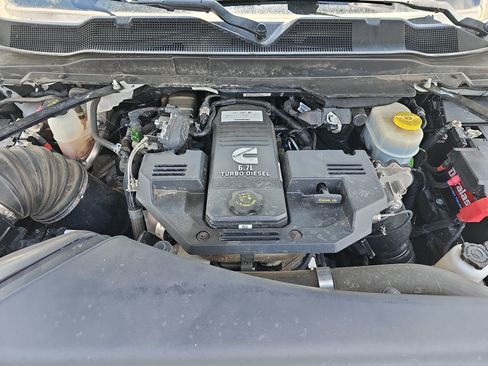 Used 2021 RAM 2500 Laramie w/ Night Edition AWD/4WD image 32