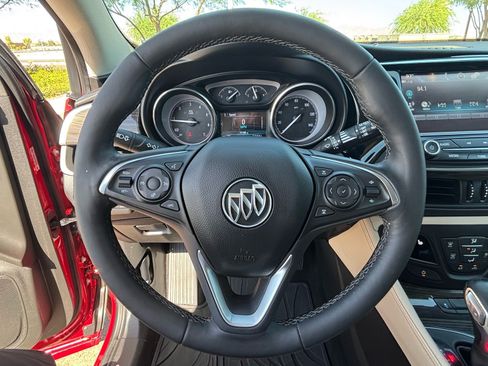 Used 2020 Buick Envision Essence FWD image 12