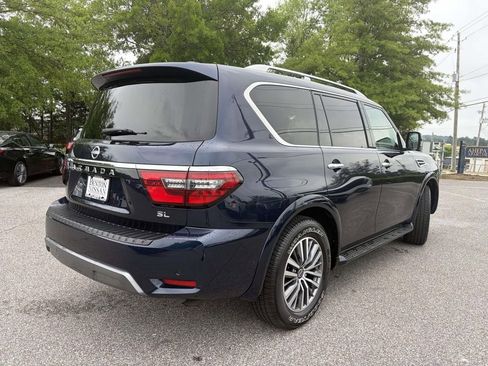 Used 2024 Nissan Armada SL w/ Captain's Chairs Package RWD image 3