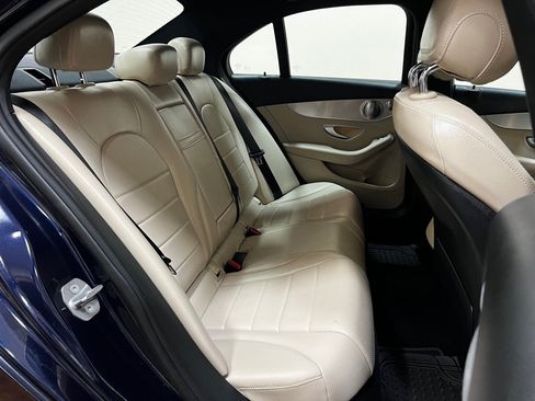 Used 2018 Mercedes-Benz C 300 4MATIC Sedan image 19