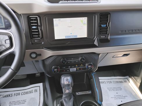 Used 2023 Ford Bronco Wildtrak AWD/4WD image 20