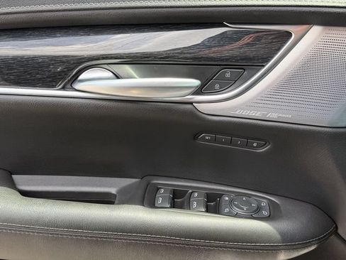 Used 2023 Cadillac XT5 Premium Luxury FWD image 28