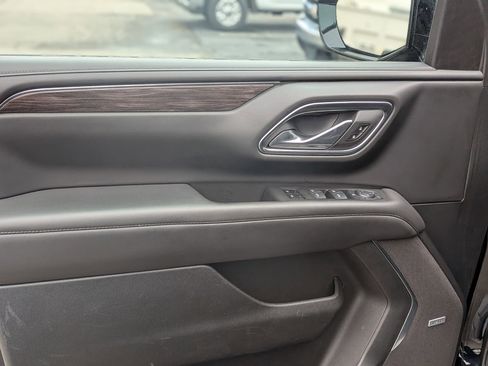 Used 2024 Chevrolet Tahoe LT image 14