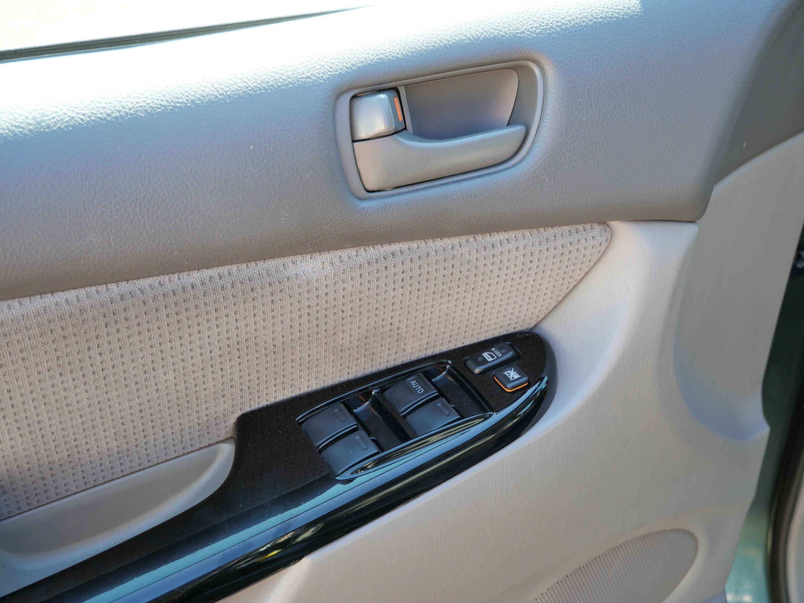 Used 2005 Toyota Sienna CE FWD image 20