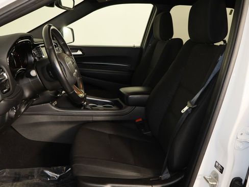 Used 2023 Dodge Durango SXT image 16