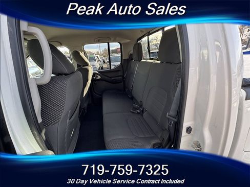 Used 2018 Nissan Frontier PRO-4X image 26