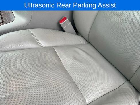 Used 2011 Chevrolet Avalanche LTZ image 19