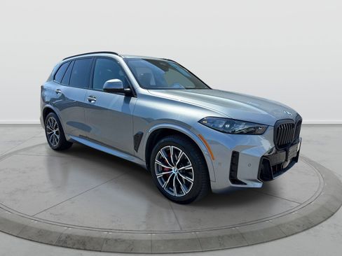 Used 2025 BMW X5 xDrive40i w/ M Sport Package AWD/4WD image 6