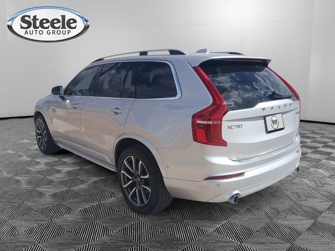 Used 2019 Volvo XC90 T5 Momentum w/ Advanced Package image 3