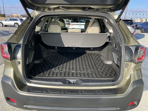 Certified 2023 Subaru Outback Premium image 14