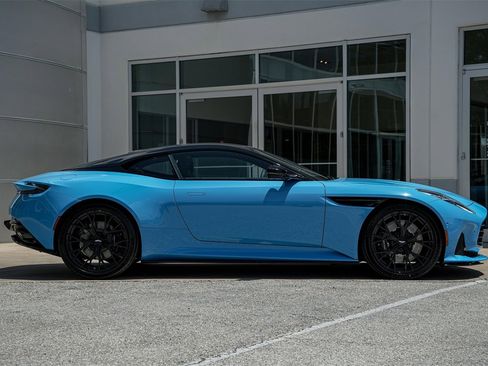 New 2025 Aston Martin DB12 Coupe image 15