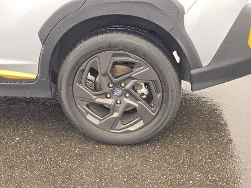 Certified 2025 Subaru Crosstrek 2.5i Sport w/ Crosstrek Mirror Package image 9