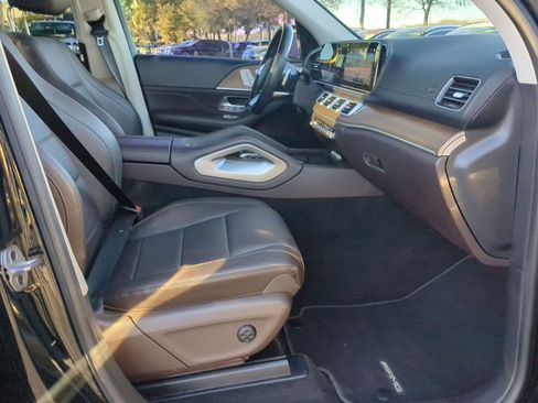 Used 2023 Mercedes-Benz GLS 450 4MATIC w/ AMG Line Exterior image 24