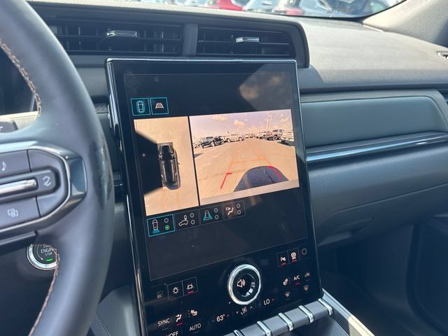 New 2027 GMC Terrain AT4 w/ Technology Package II AWD/4WD image 23