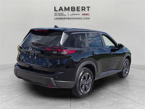 Used 2025 Nissan Rogue SV FWD image 5
