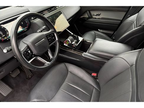 Used 2025 Land Rover Range Rover Sport SE AWD/4WD image 10