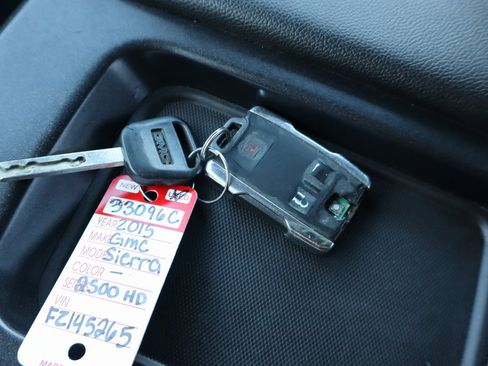 Used 2015 GMC Sierra 2500 SLT image 29
