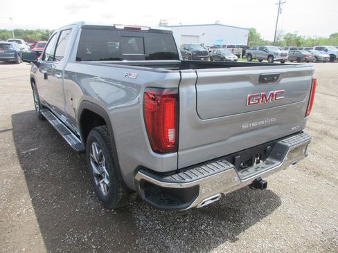 New 2026 GMC Sierra 1500 SLT w/ SLT Premium Plus Package AWD/4WD image 7